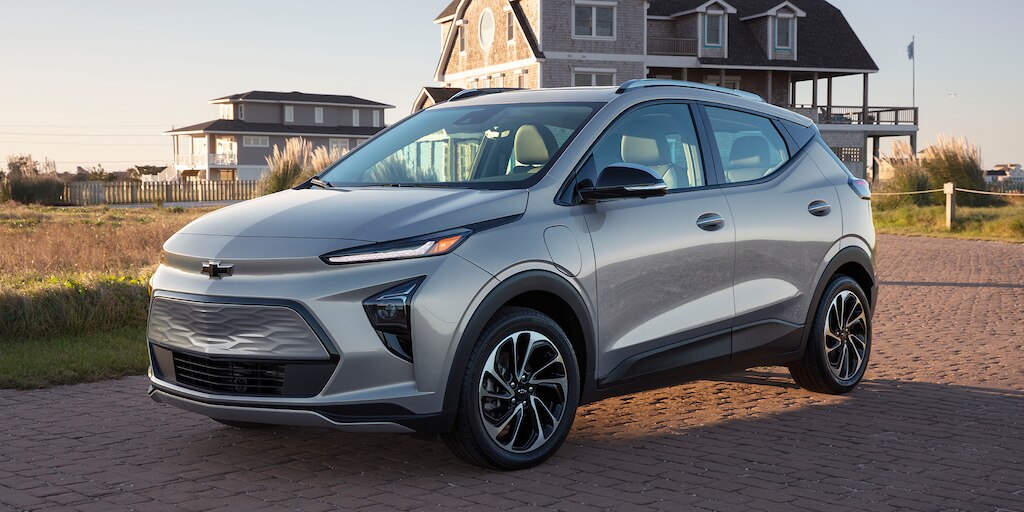 Chevrolet Bolt EUV 2022, SUV eléctrica con diseño electrizante. Esculpido con luces LED y direccionales secuenciales